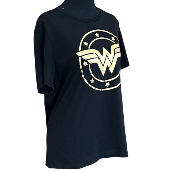 Wonder Woman DC Comics black graphic tee with gold emblem size JR Large 11-13 - Picture 5 of 6